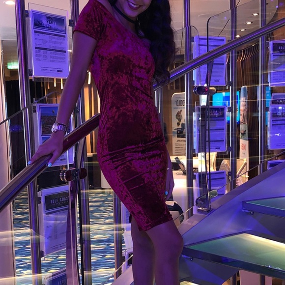 Dress - Picture 1 of 1